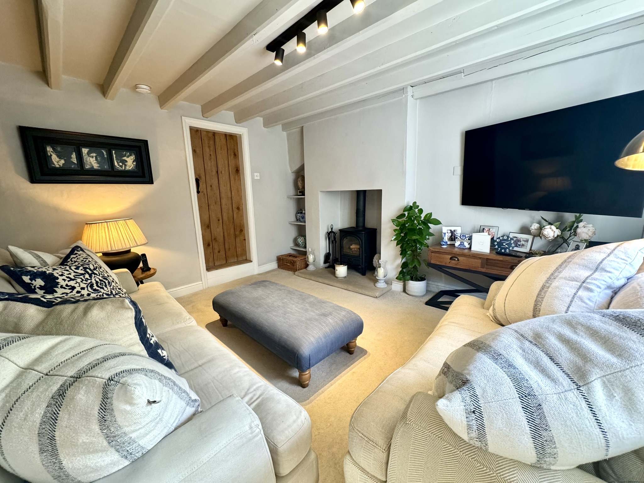 Harrys Cottage, Aldborough, YO51 9ES - Image 3