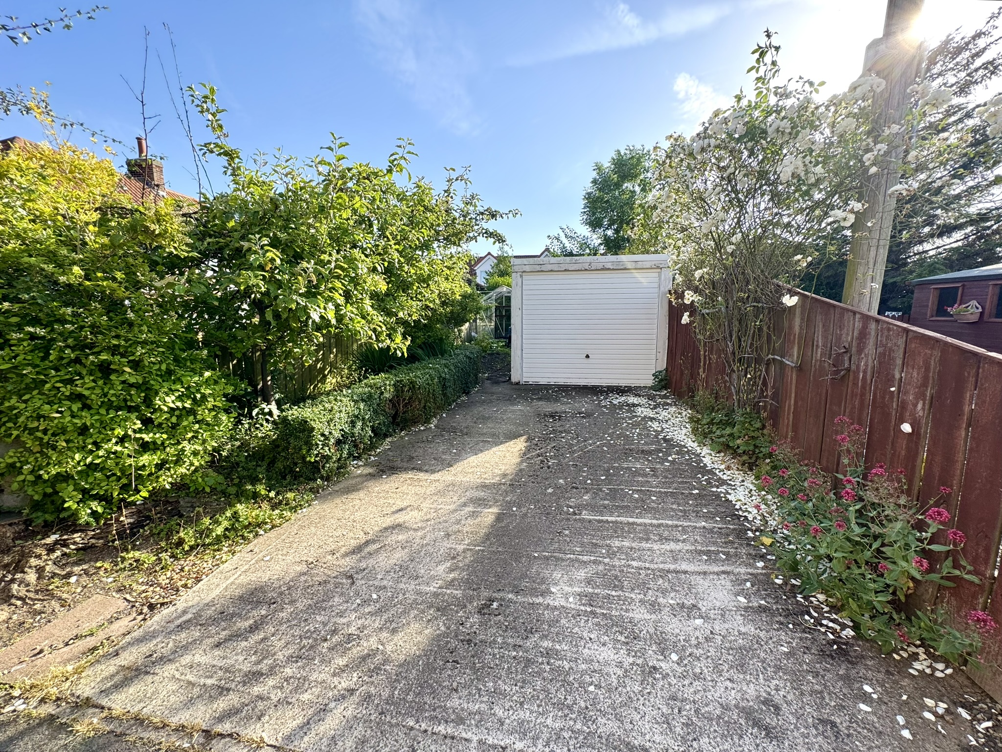 Pear Tree Cottages, High Lane, Maltby, TS8 0BH - Image 13